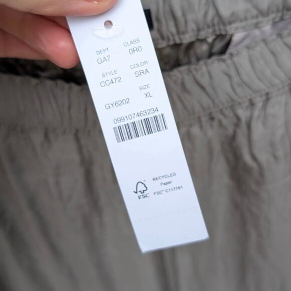 NWT J.Crew Sage Gray Stratus Textured Satin Wide Leg Pants CC472, size XL - Picture 4 of 9